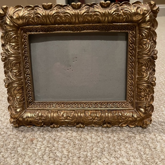 Used decorative frames in good condition.  All $10 each - Picture 2 of 6